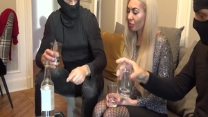 Isabella Clark sucking dick