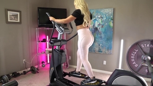 Rharri Rhond is really pretty babe