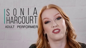 Gorgeous & chubby Sonia Harcourt cunnilingus at the casting