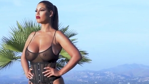 Blonde hair Bibi Black rushes hard nailining in sexy lingerie