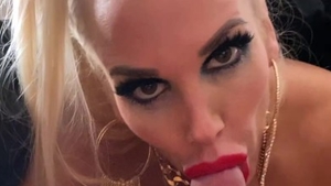 Perfect Rebecca More cumshot