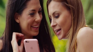 Very sexy pornstar Dorothy Black wants raw sex