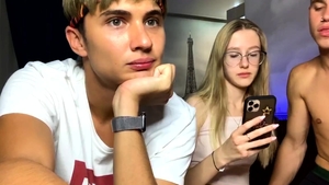 Cute teen threesome live on cam