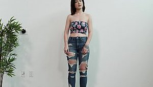 Casting Couch HD: Finds dick to fuck at the castings in HD