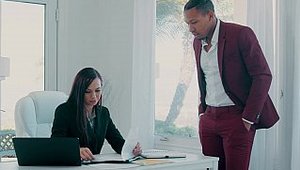 Dark X: Slamming hard with american cougar Aidra Fox