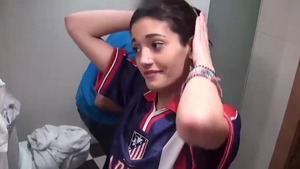 Natural colombian brunette has a soft spot for real fucking